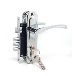 Дверная ручка с замком CLASS 1023-M60 CP хром