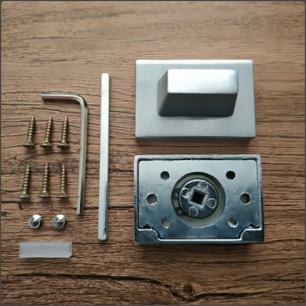 Квадратная накладка-поворотник Metal-Bud RT WC матовый хром